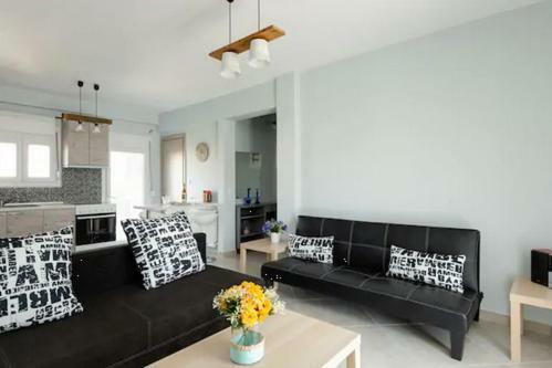 Bright Spacious Two-Bedroom Apartment Thessaloníki Luaran gambar
